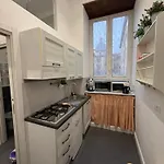 Donna Sofi Appartement *