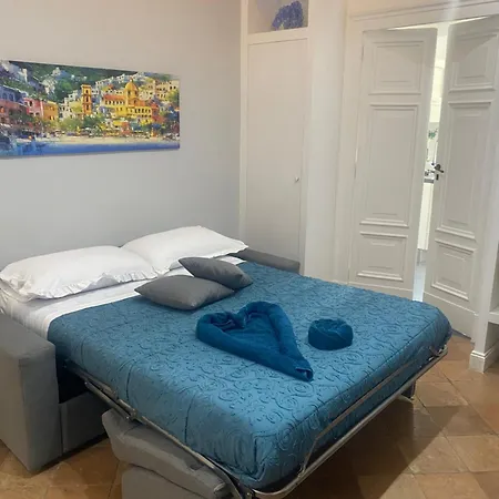 Donna Sofi Appartamento Napoli