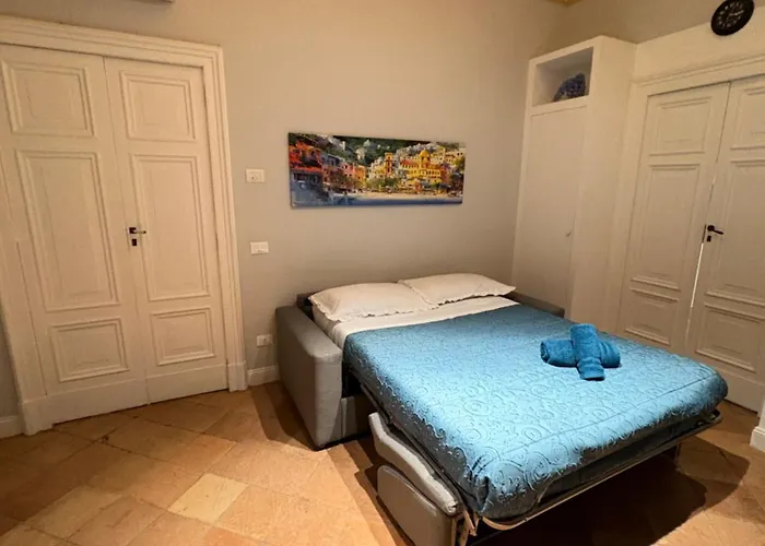 Donna Sofi Appartement *