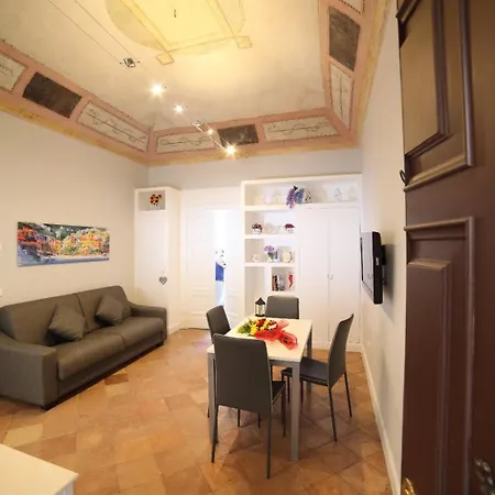 Donna Sofi Apartament *